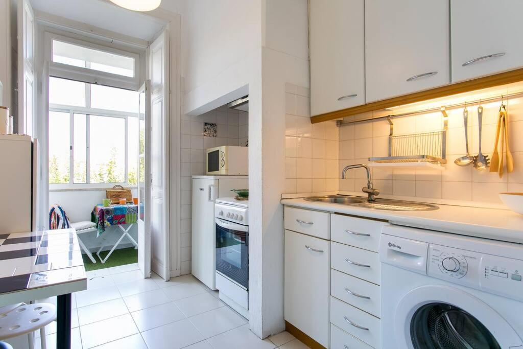 Principe Real Orange Tree W/ View 3 Bedrooms Flat! リスボン エクステリア 写真
